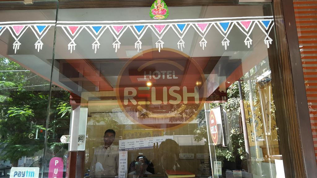 Hotel Relish Vadodara Eksteriør billede